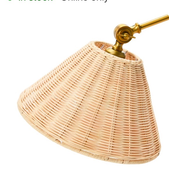 STYLISH BOHO ADJUSTABLE BRASS WALL SCONCE WITH BEIGE RATTAN SHADE‎ - NEW IN BOX - Picture 5 of 6